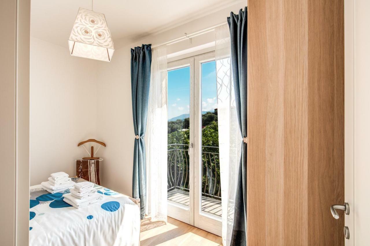 Apartmán Chez Carme' Sorrento Exteriér fotografie